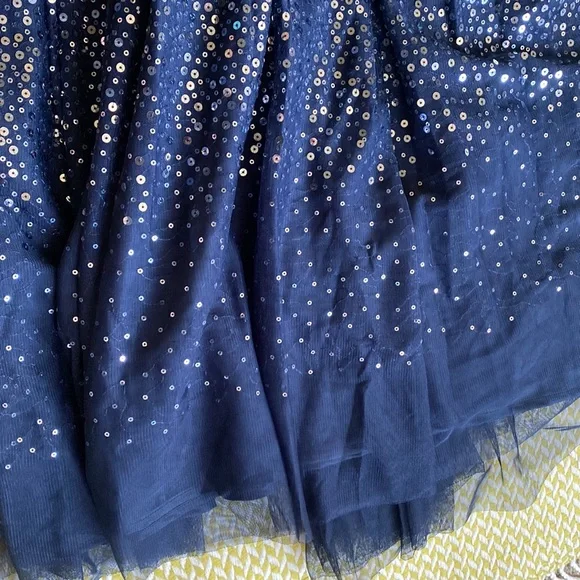 H&M dress - Picture 3 of 3